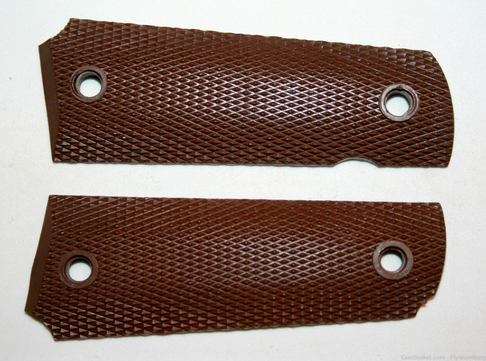 1911 / 1911a1 - brown plastic checkered grips-img-0