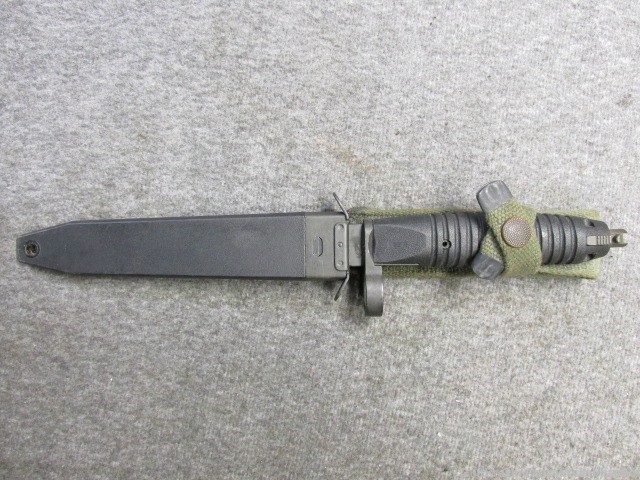 WEST GERMAN HK G3 BAYONET WITH SCABBARD-13 GROOVE HANDLE (EXCELLENT)-img-19
