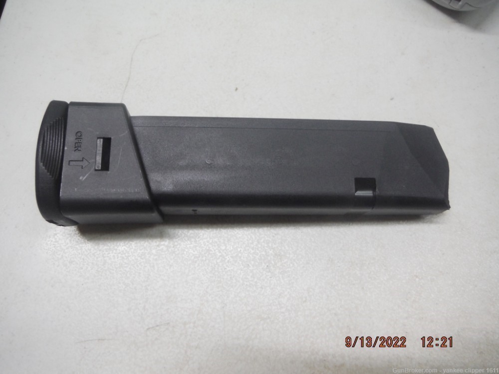 Glock 17 9mm Gen4 17+ Rd Magazine with Ghost Plus Base-img-0