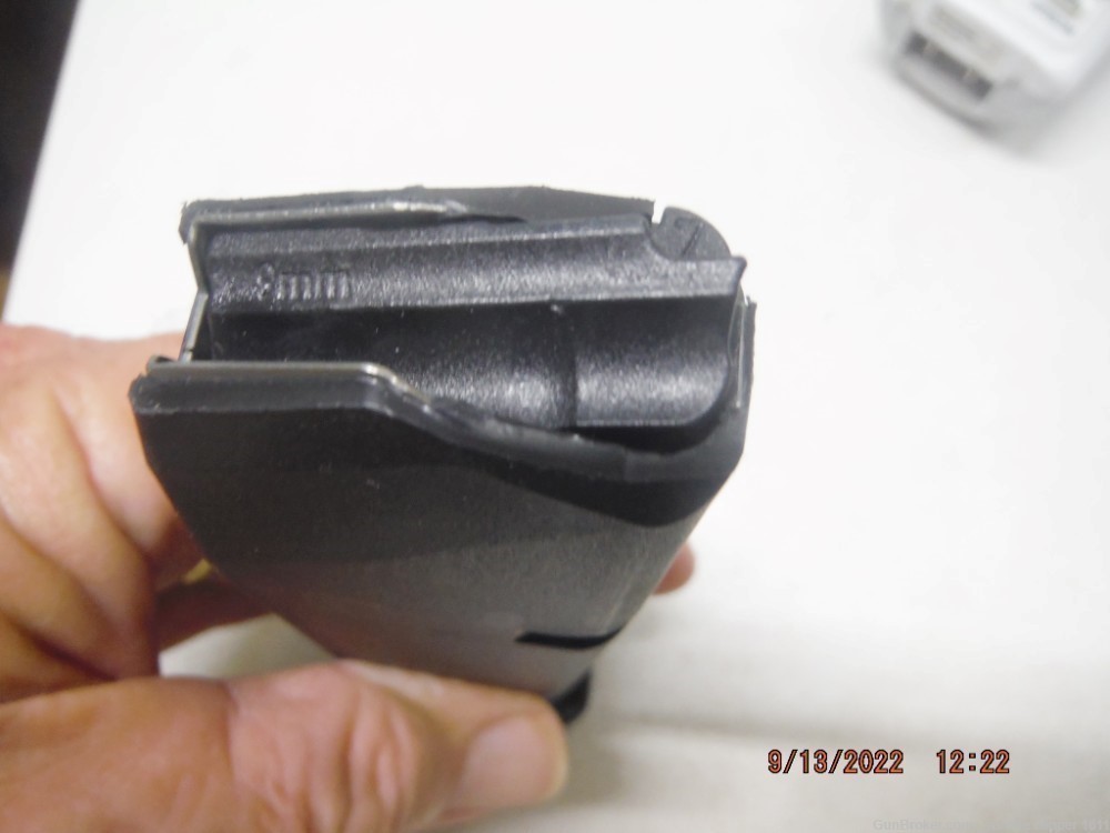 Glock 17 9mm Gen4 17+ Rd Magazine with Ghost Plus Base-img-5