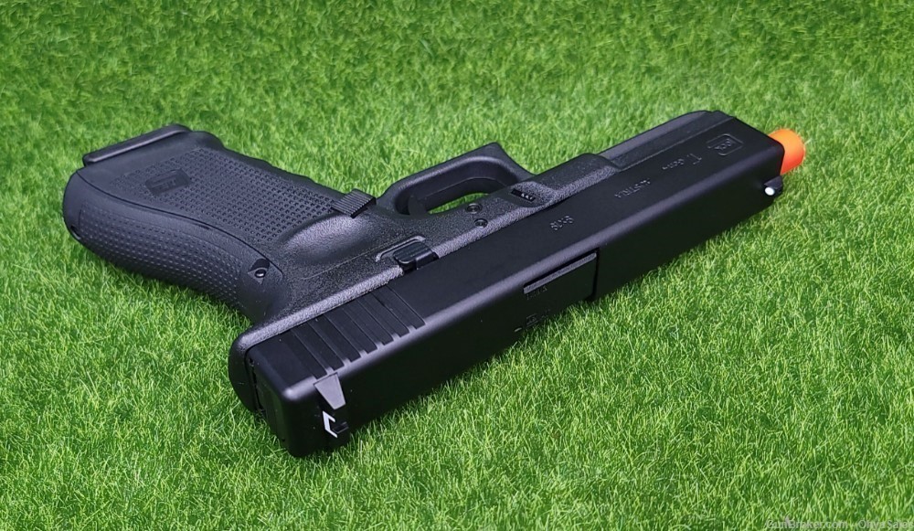 Umarex Glock G17 Gen 4 6mm GBB Blowback, Semi Auto Airsoft Pistol - 2276300-img-4