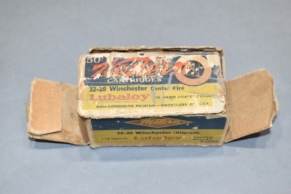 Box 44 Rds Vintage 32-20 Mixed Mfg & Bullet Ammunition ROUGH Bx-img-0