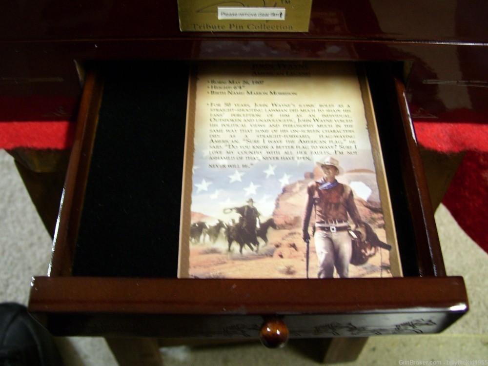 John Wayne Tribute Pin Collection-img-5