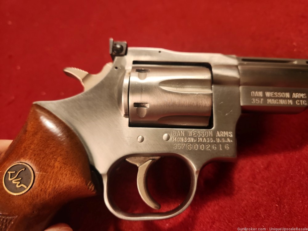 Dan Wesson Vent Rib Revolver 357 magnum stainless Munson, Mass-img-3