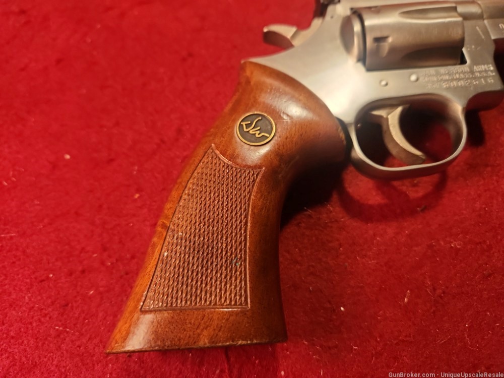 Dan Wesson Vent Rib Revolver 357 magnum stainless Munson, Mass-img-12