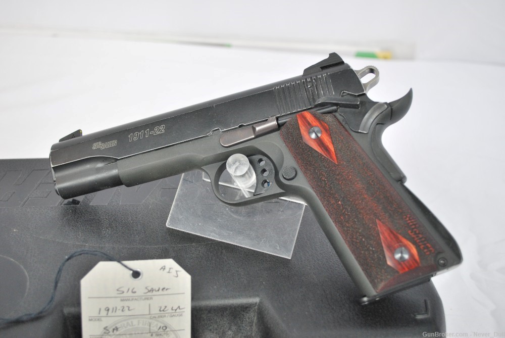 Sig Sauer 1911-22 Great Pistol In Box!-img-1