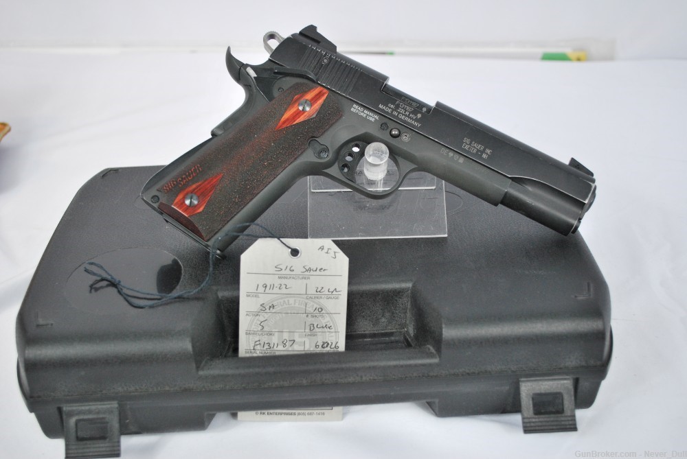 Sig Sauer 1911-22 Great Pistol In Box!-img-6