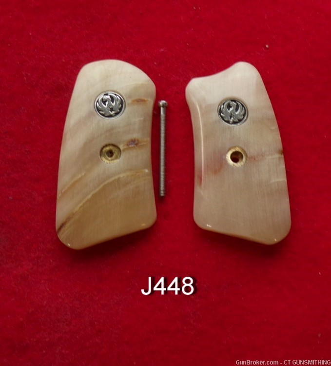 Nice pair of Ram Horn  Grip Inserts w/Ruger Mdlns for Ruger SP101  Models!-img-0
