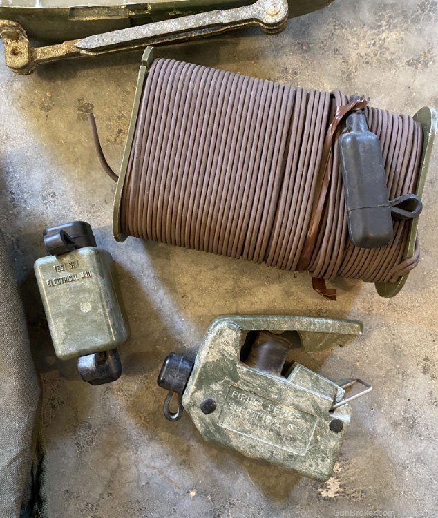 Real M18A1 Claymore Mine Complete Kit Dated 1975 Inert Vietnam -img-3