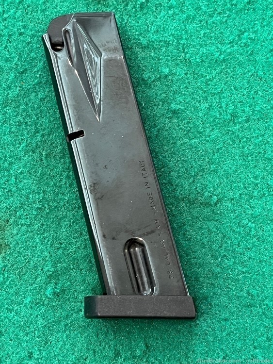 Beretta 96 Factory Pistol Magazine 12rd 40S&W Made in Italy M96-img-1