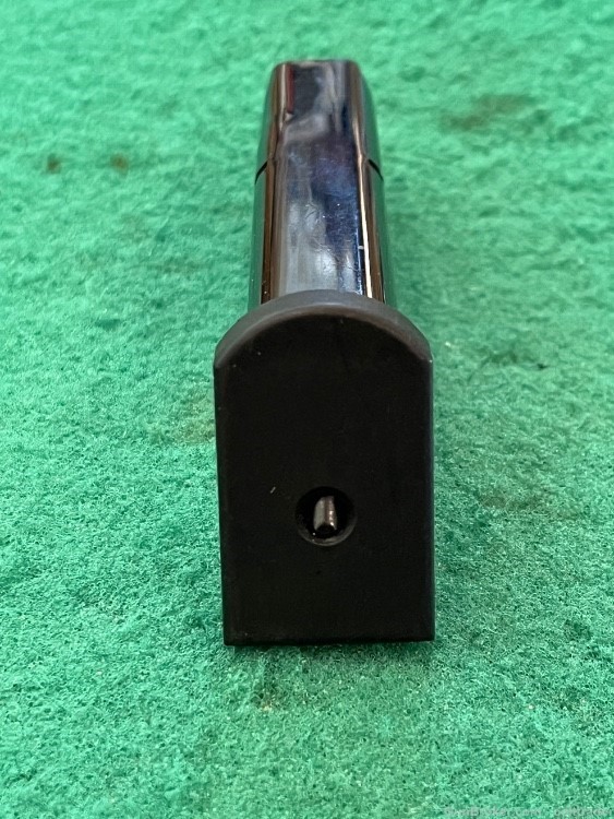 Beretta 96 Factory Pistol Magazine 12rd 40S&W Made in Italy M96-img-4