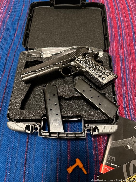 Sig Sauer We the People 1911 .45-img-1