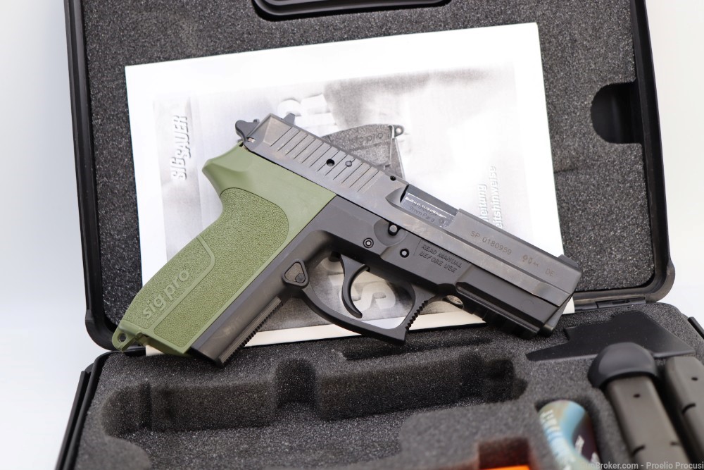 SIG Sauer SP2022 in green as new -img-2