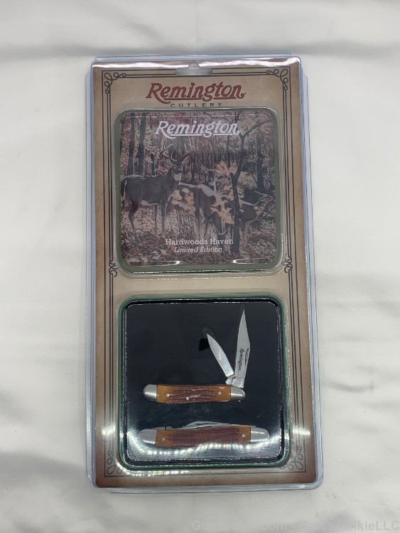 Remington Hardwoods Haven Gift Tin Combo Pocket Knives-img-0