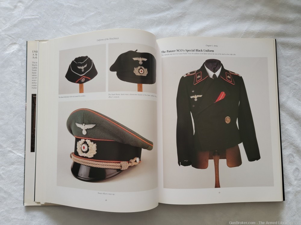 Uniforms of the Third Reich by Arthur Hayes & Jon Maguire-img-6