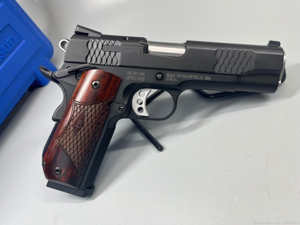 SMITH AND WESSON 1911SC E SERIES 4.25INCH ROUND BUTT GRIP 45 ACP 8RD MAG-img-6