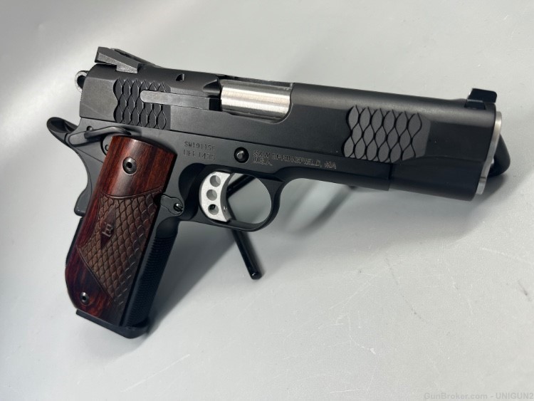 SMITH AND WESSON 1911SC E SERIES 4.25INCH ROUND BUTT GRIP 45 ACP 8RD MAG-img-7