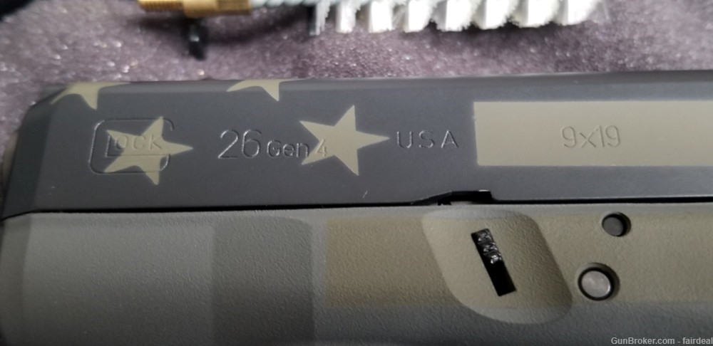 Glock  G26 Gen4 Sub-Compact 9mm Luger 10+1 3.43" FLAG CAMO NIB-img-4