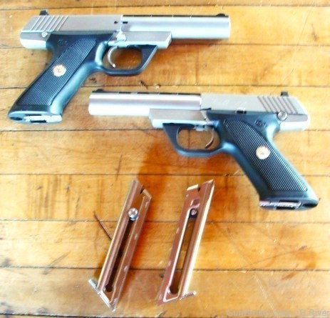 2 Colt 22 Target Pistols Matched Pair New in Colt Presentation Case No Res.-img-7