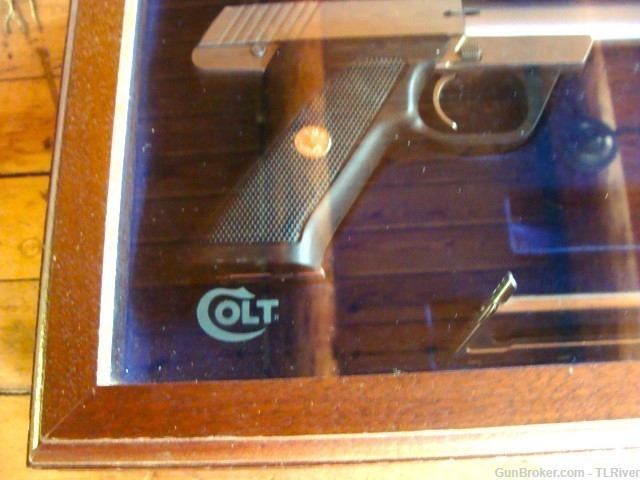 2 Colt 22 Target Pistols Matched Pair New in Colt Presentation Case No Res.-img-3