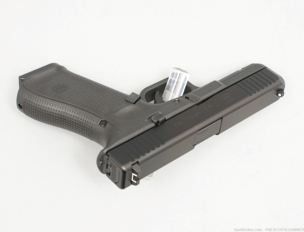 NIB Glock 17 Gen 5 9mm w/ 3 17rd Mags - Black nDLC FS FSS PA175S203-img-4