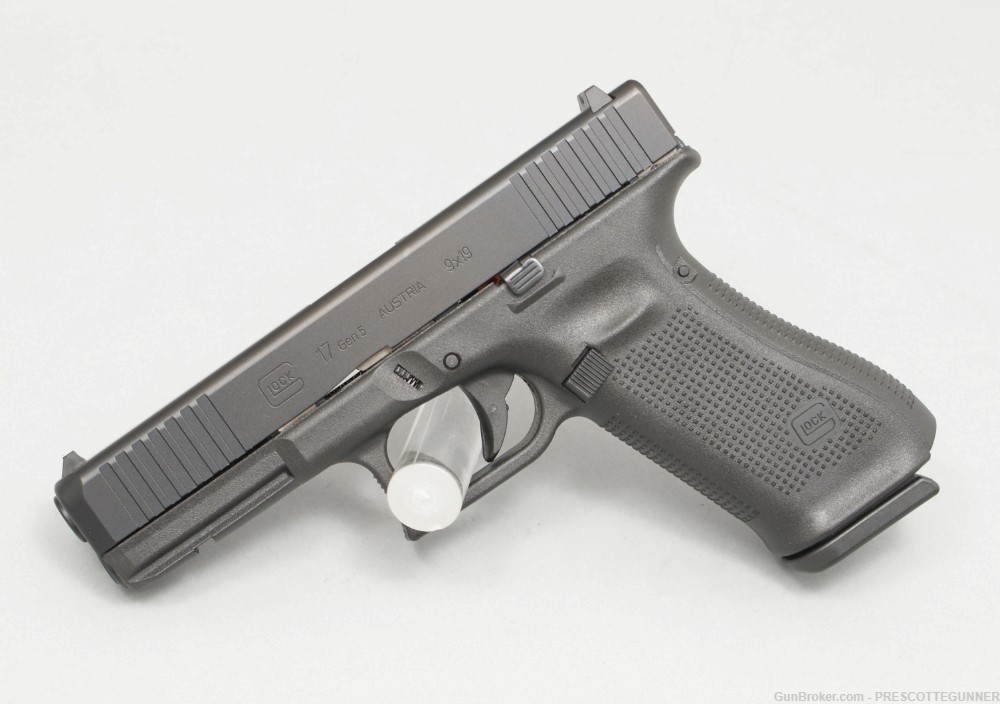 NIB Glock 17 Gen 5 9mm w/ 3 17rd Mags - Black nDLC FS FSS PA175S203-img-1