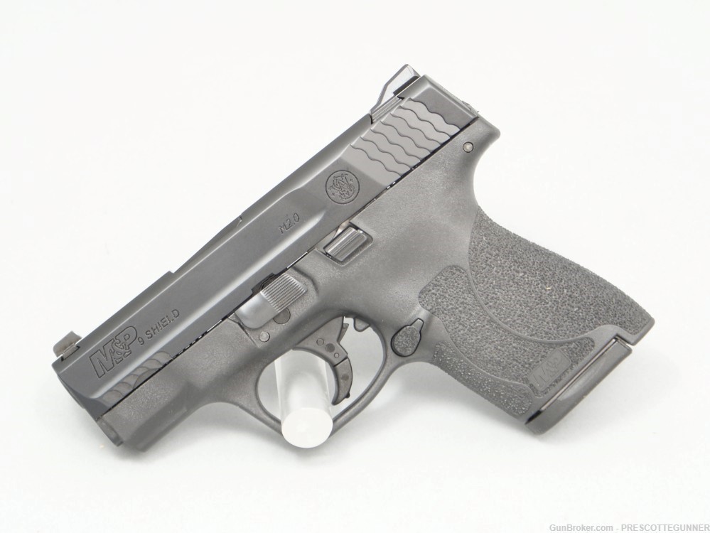 NIB Smith & Wesson M&P Shield M2.0 9mm w/ 7 & 8 Rd Mags & NTS EDC-img-1