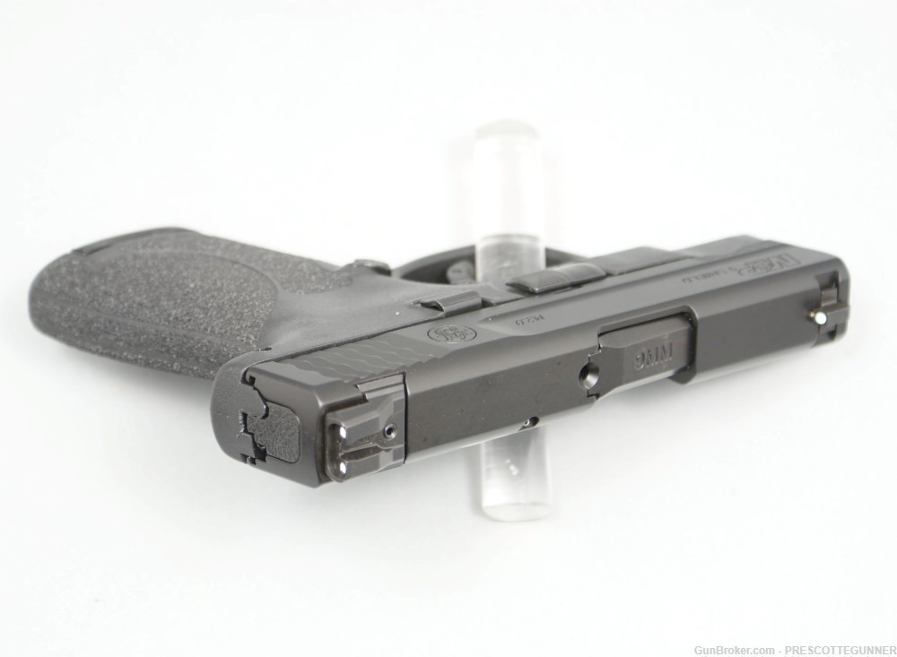NIB Smith & Wesson M&P Shield M2.0 9mm w/ 7 & 8 Rd Mags & NTS EDC-img-4