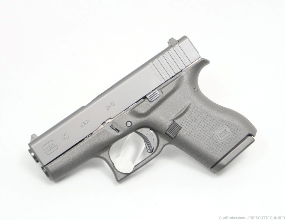 NIB Glock 43 9mm Subcompact G43 USA w/ Two 6 Round Magazines G 43 EDC-img-1