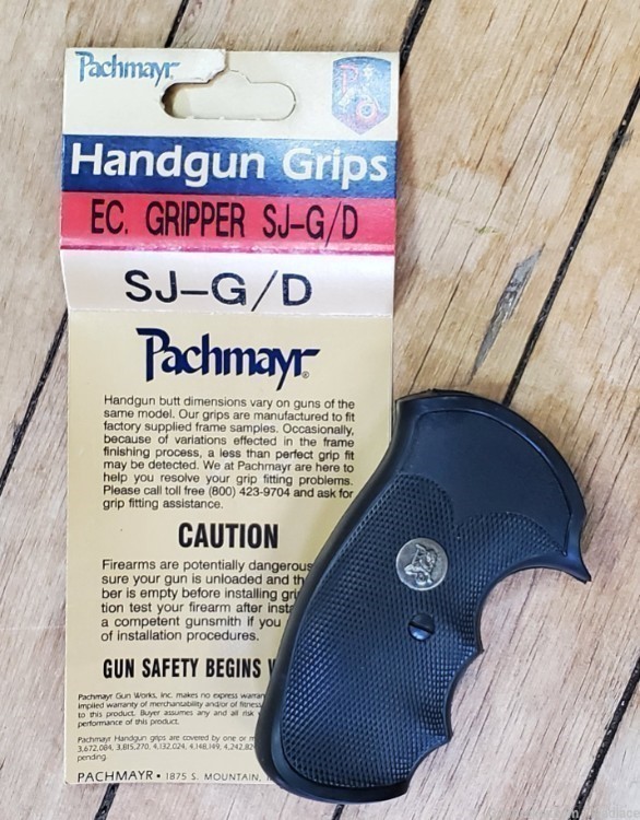 Pachmayr Gripper Combat-Style Smith & Wesson  Grip, Round Butt J Frame -img-0