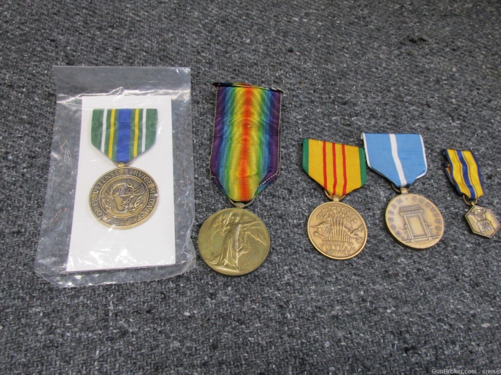 LOT OF 5 MILITARY MEDALS-KOREAN WAR-VIETNAM WAR AND WWI MEDAL-img-0