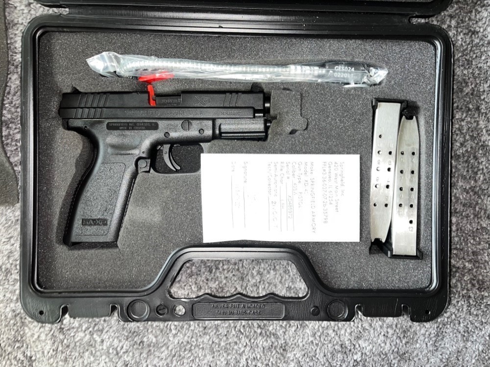 Springfield Armory XD-40 in .40 S&W 12 shot -img-3