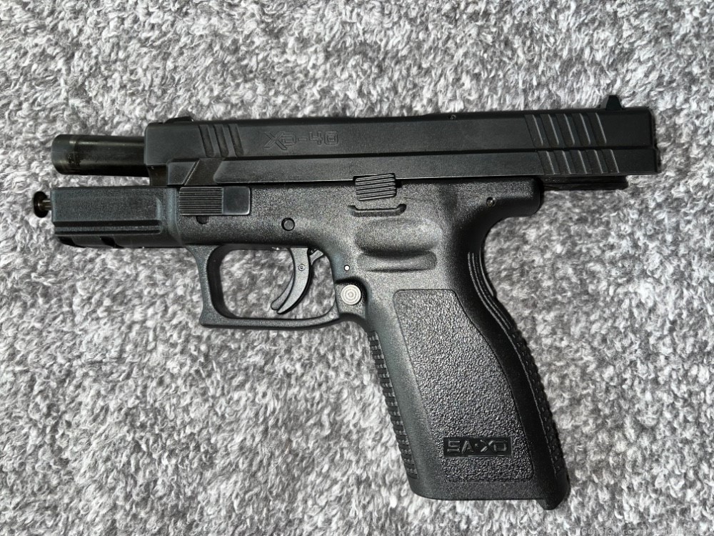 Springfield Armory XD-40 in .40 S&W 12 shot -img-7