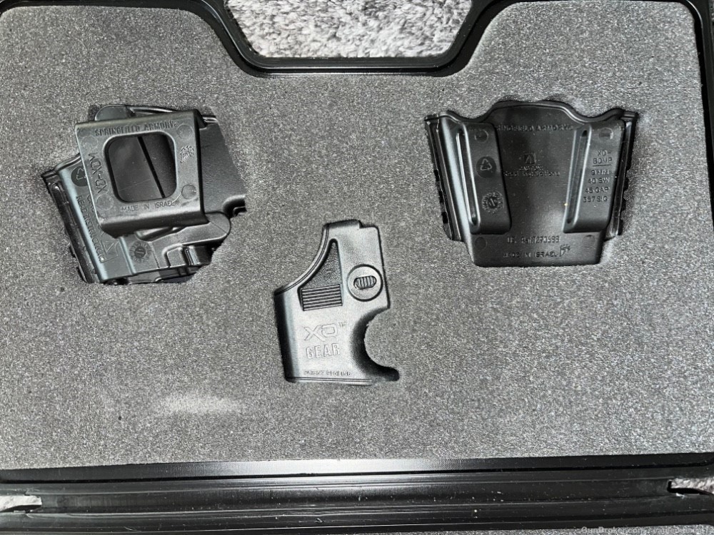 Springfield Armory XD-40 in .40 S&W 12 shot -img-4