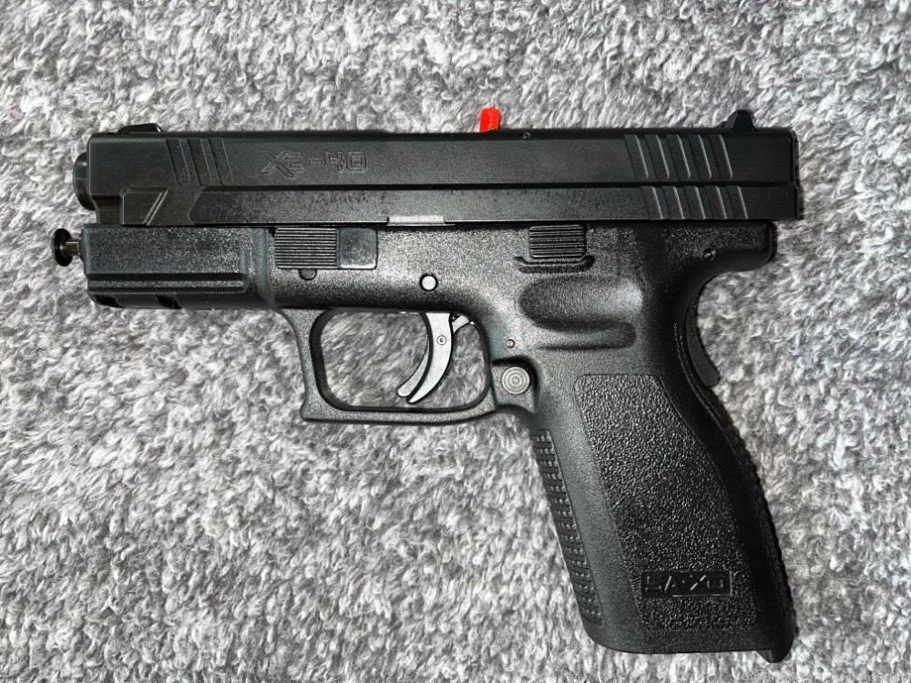 Springfield Armory XD-40 in .40 S&W 12 shot -img-0