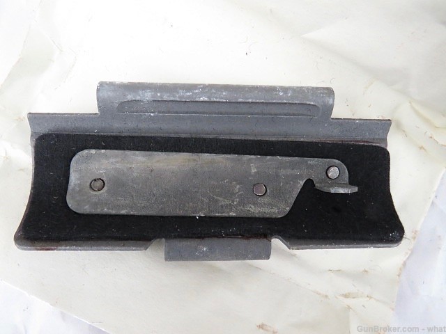 USGI M3A1 Grease gun Ejection Port Cover-img-3