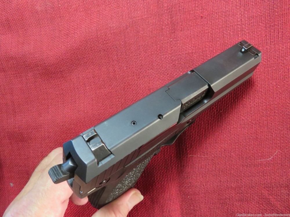 Heckler & Koch H&K USP Compact Euro Import As New in the Box!-img-3