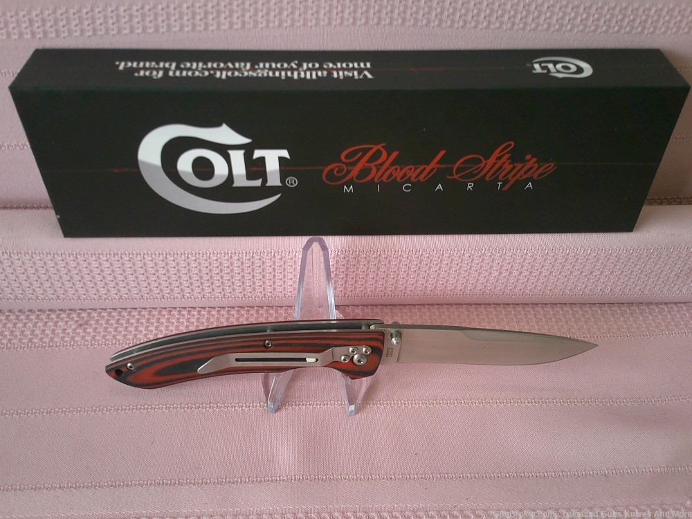 New In Box Complete Stunning Colt So Low Fighter Blood Stripe Knife!-img-3