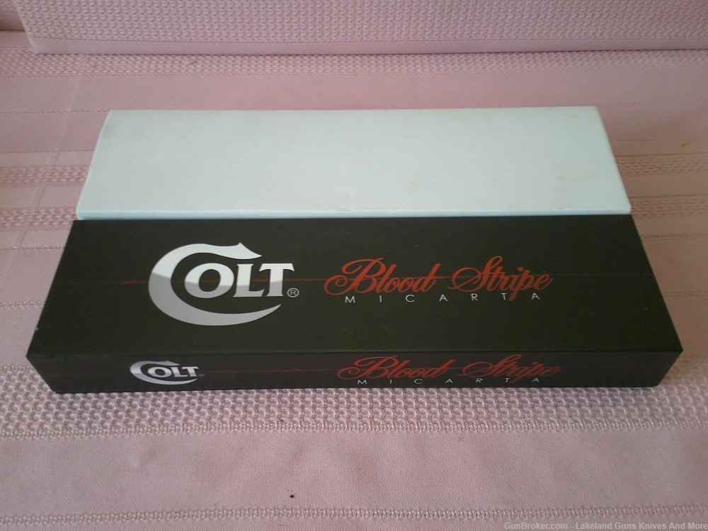 New In Box Complete Stunning Colt So Low Fighter Blood Stripe Knife!-img-28