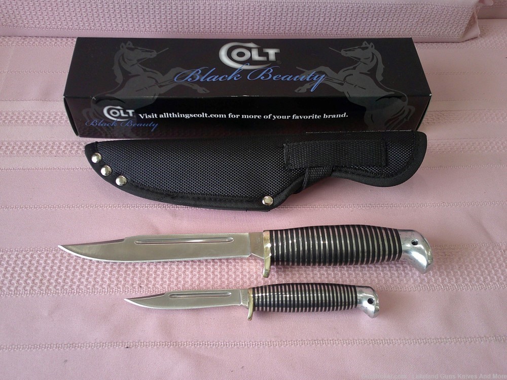 Here it is! The Rarest of all! Colt Black Beauty Twin Knife set! Complete!-img-18