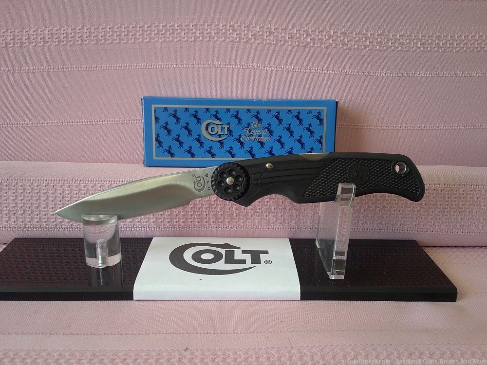 NIB Fascinating & Rare USA Made Kit Rae Design Colt Revolver Lockback Knife-img-0