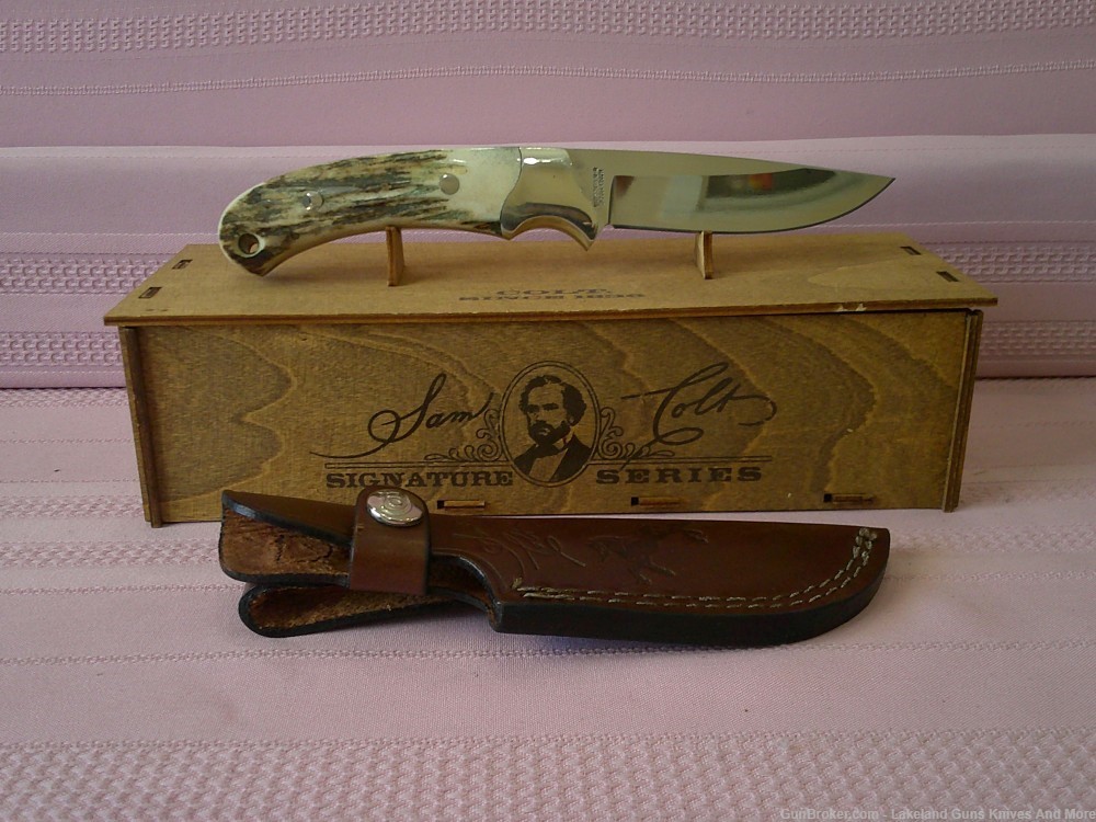 Rare "Real Cowboys Shoot Colt" Stag Handle Gold Etch Hunter Knife #490/1200-img-13