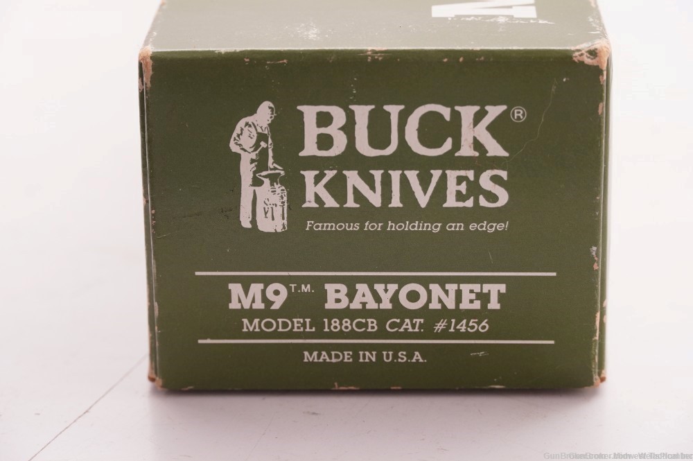 US BUCK M9 BAYONET WITH SCABBARD BUCK 188CB CAT#1456 BAYONET w/BOX & PAPERS-img-2