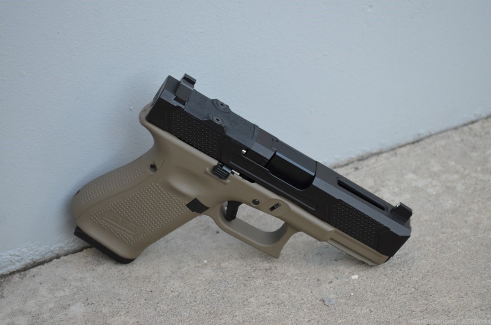 Glock 19 G5 Gen 5 X-Werks magpul FDE Grey Ghost V4 RMR Optic Ready DP Pro-img-5