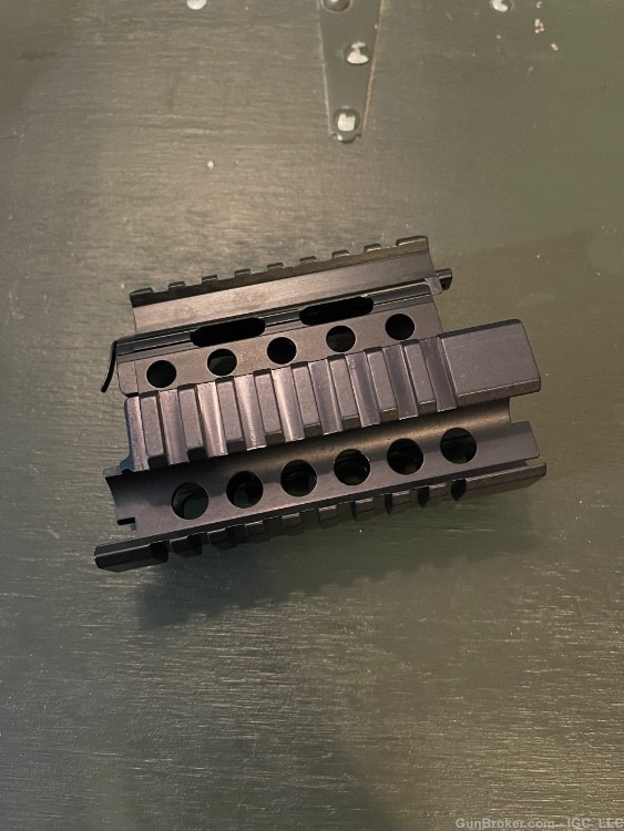 Mini Beryl Quad Rail w/ pin ( NEW! )-img-1