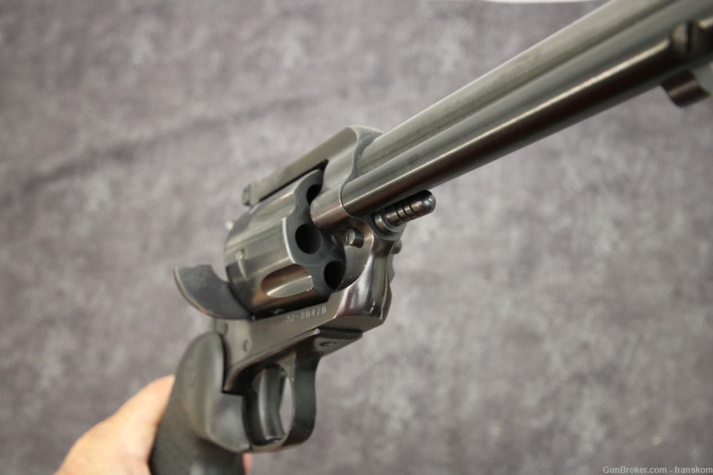Ruger New Model Blackhawk in 357 Mag / 38 Special with 6.5" Barrel. -img-9