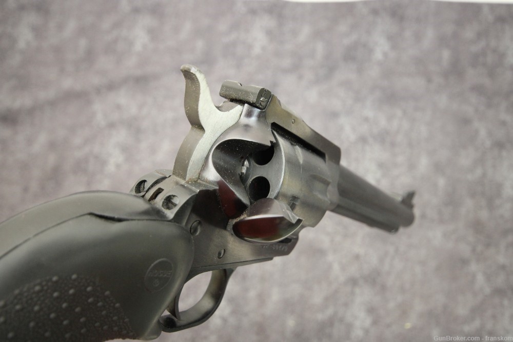 Ruger New Model Blackhawk in 357 Mag / 38 Special with 6.5" Barrel. -img-8