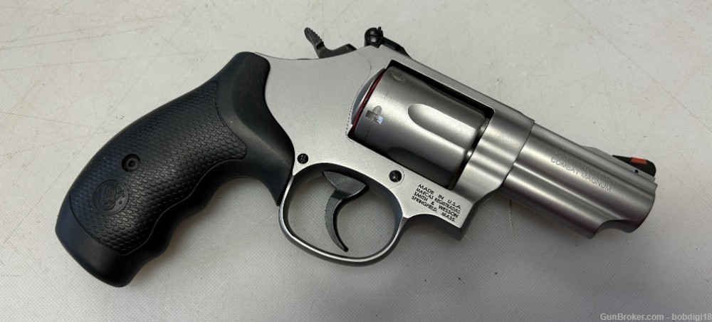Smith & Wesson 66 Combat Magnum .357 mag Stainless 10061 NO CC FEES-img-1