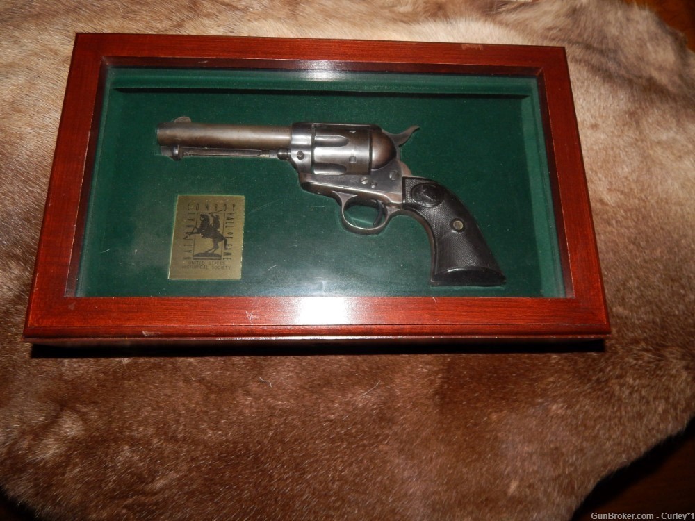National Cowboy Hall of Fame Revolver Wooden Display box-img-0