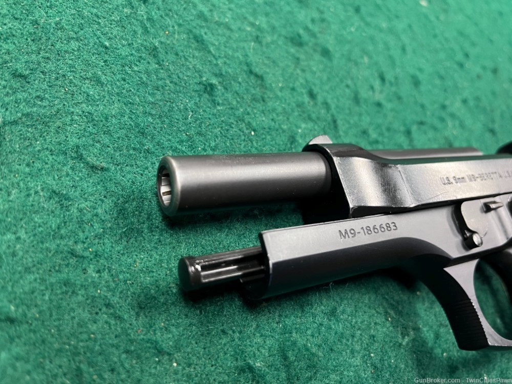 Beretta M9 4.75" 9mm w/ 15rd Magazine-img-10
